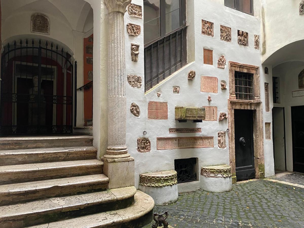 Rome Center, Luxury & History In Via Monserrato Kültér fotó