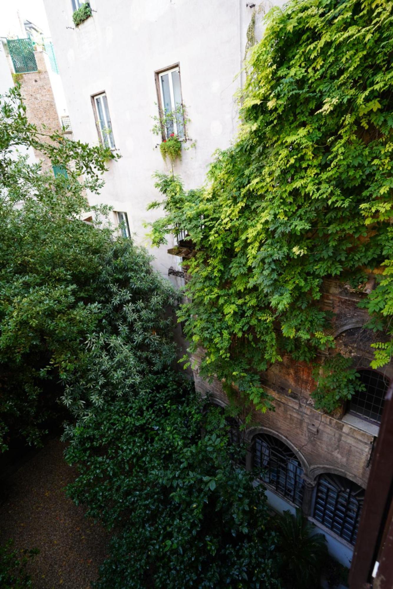 Rome Center, Luxury & History In Via Monserrato Kültér fotó